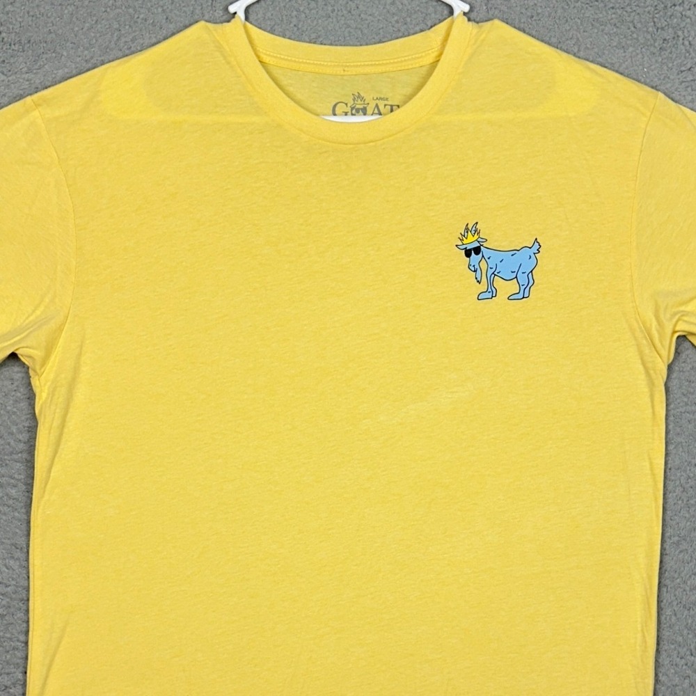 GOAT USA T-Shirt Mens Large Yellow Casual Crew Neck Short Sleeve Tee Logo EUC